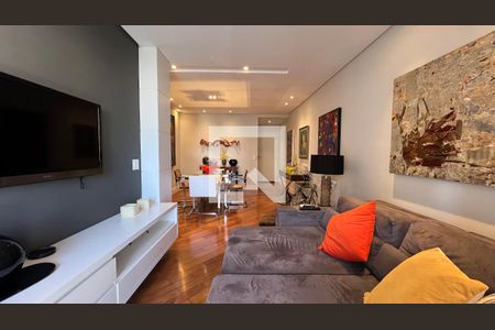 Sala de TV de apartamento para alugar com 2 quartos, 77m² em Paraíso, São Paulo
