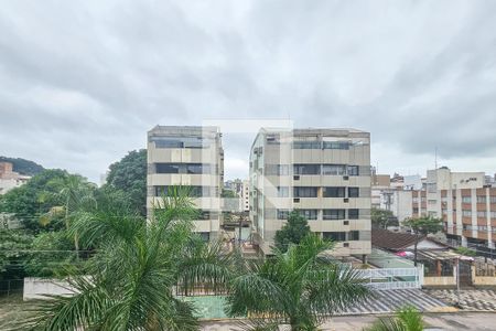 Vista de apartamento para alugar com 2 quartos, 96m² em Jardim Sao Miguel, Guarujá
