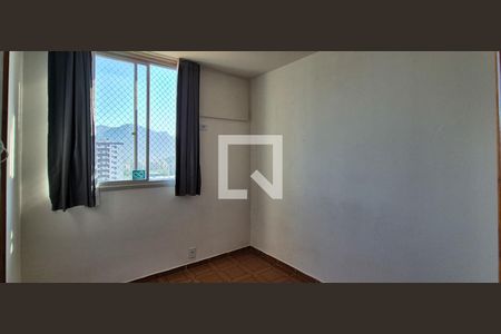 Quarto 1 de apartamento para alugar com 2 quartos, 57m² em Barra da Tijuca, Rio de Janeiro