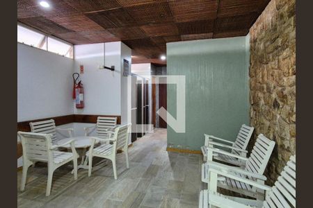 Apartamento para alugar com 57m², 2 quartos e 1 vagaÁrea comum 