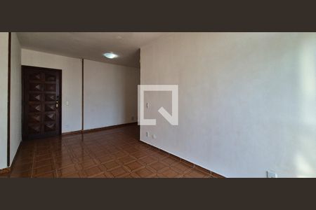 Sala de apartamento para alugar com 2 quartos, 57m² em Barra da Tijuca, Rio de Janeiro