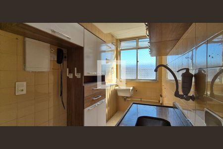 Cozinha de apartamento para alugar com 2 quartos, 57m² em Barra da Tijuca, Rio de Janeiro