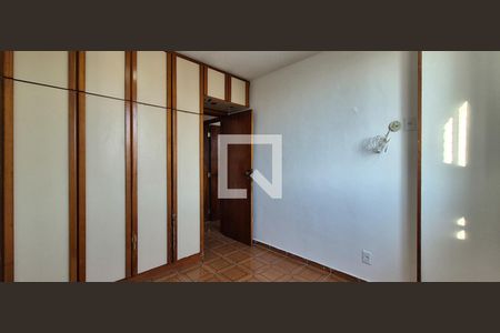Quarto 1 de apartamento para alugar com 2 quartos, 57m² em Barra da Tijuca, Rio de Janeiro