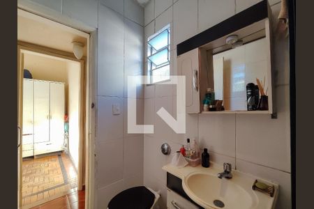 Apartamento à venda com 30m², 2 quartos e sem vaga Apartamento à venda com 30m², 2 quartos e sem vagaBanheiro Corredor
