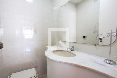 Lavabo de apartamento para alugar com 3 quartos, 152m² em Nossa Senhora Aparecida, Uberlândia
