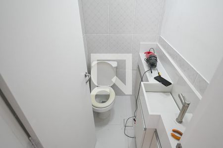 Lavabo  de apartamento à venda com 3 quartos, 143m² em Vila Gumercindo, São Paulo