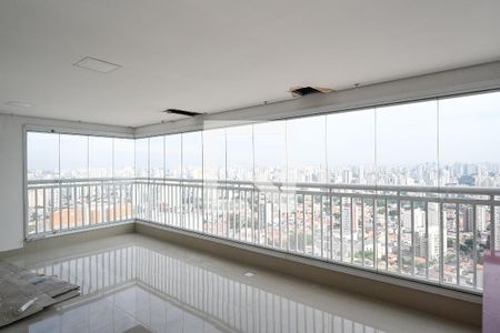 Sala de apartamento à venda com 3 quartos, 143m² em Vila Gumercindo, São Paulo