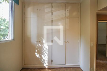Apartamento à venda com 69m², 2 quartos e 1 vagaQuarto 2