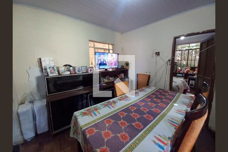 Casa à venda com 2 quartos, 159m² em Pompéia, Belo Horizonte