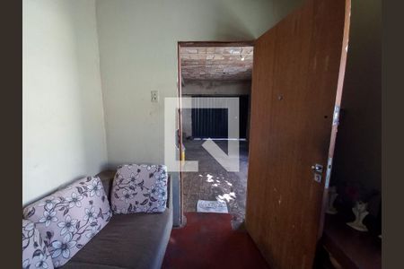 Sala  de casa à venda com 2 quartos, 159m² em Pompéia, Belo Horizonte