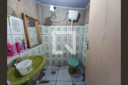 Casa à venda com 159m², 2 quartos e 1 vaga Casa à venda com 159m², 2 quartos e 1 vagaBanheiro