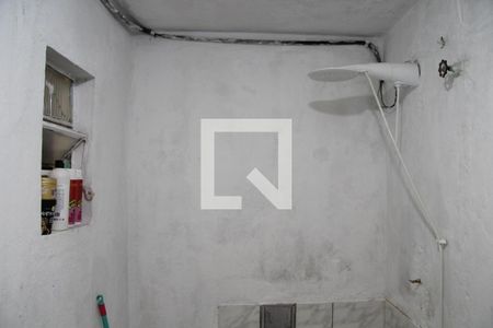 Casa à venda com 100m², 3 quartos e 2 vagasBanheiro social