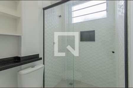 Banheiro de kitnet/studio para alugar com 1 quarto, 25m² em Ipiranga, São Paulo