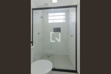 Banheiro de kitnet/studio para alugar com 1 quarto, 25m² em Ipiranga, São Paulo