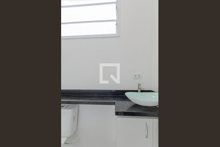 Banheiro de casa para alugar com 1 quarto, 25m² em Ipiranga, São Paulo