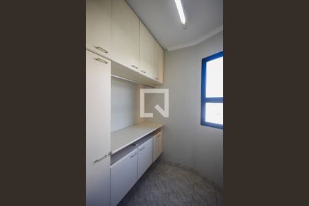 Apartamento à venda com 256m², 4 quartos e 4 vagasQuarto de Serviço 1