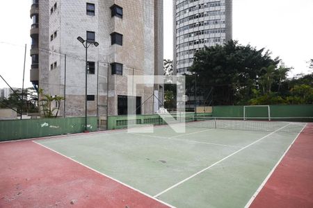 Apartamento à venda com 256m², 4 quartos e 4 vagasQuadra