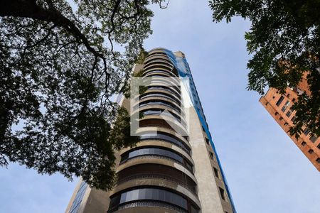 Apartamento à venda com 256m², 4 quartos e 4 vagasFachada