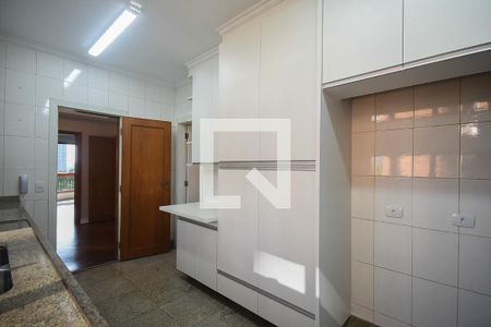 Apartamento à venda com 256m², 4 quartos e 4 vagasCozinha