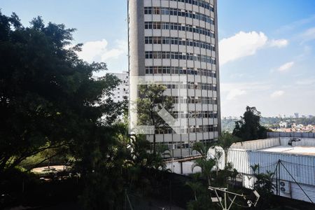 Apartamento à venda com 256m², 4 quartos e 4 vagasVista da Suíte 4