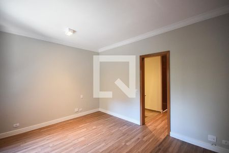 Apartamento à venda com 256m², 4 quartos e 4 vagasSuíte 4