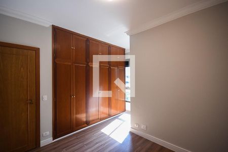 Apartamento à venda com 256m², 4 quartos e 4 vagasSuíte 3