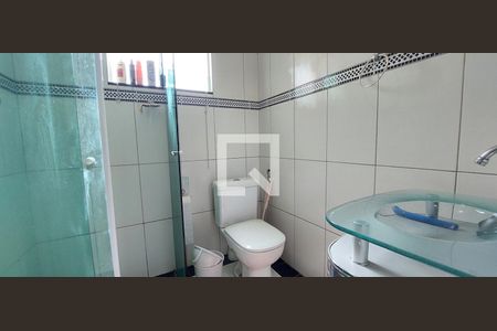 Casa à venda com 183m², 2 quartos e 2 vagas Casa à venda com 183m², 2 quartos e 2 vagasBanheiro 2