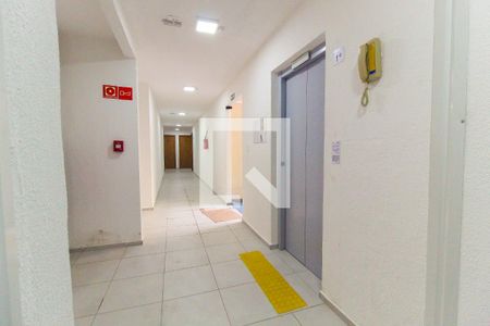 Apartamento para alugar com 43m², 2 quartos e sem vagaHall