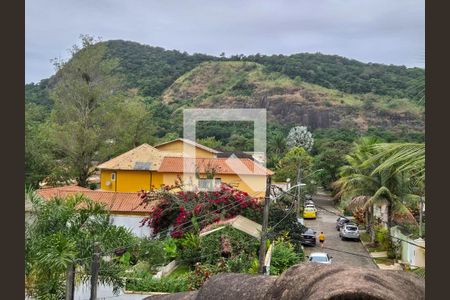 Casa de condomínio à venda com 350m², 4 quartos e 2 vagas2°piso 
