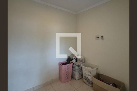 Casa de condomínio à venda com 350m², 4 quartos e 2 vagasQuarto de serviço 