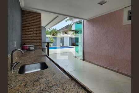Casa de condomínio à venda com 350m², 4 quartos e 2 vagasÁrea externa 