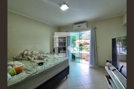 Casa de condomínio à venda com 350m², 4 quartos e 2 vagasQuarto 1