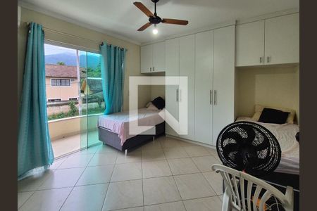 Casa de condomínio à venda com 350m², 4 quartos e 2 vagasQuarto 3