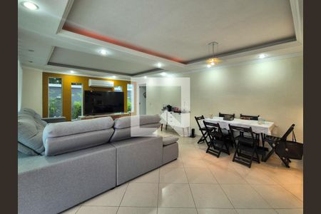 Sala de casa de condomínio à venda com 4 quartos, 350m² em Vargem Grande, Rio de Janeiro