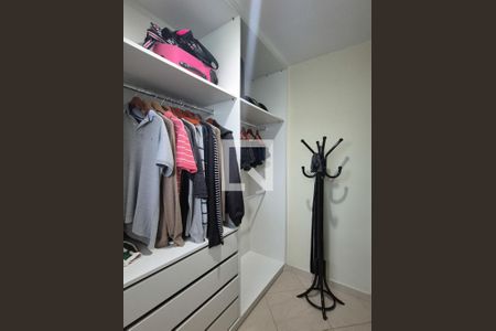 Casa de condomínio à venda com 350m², 4 quartos e 2 vagasQuarto 1