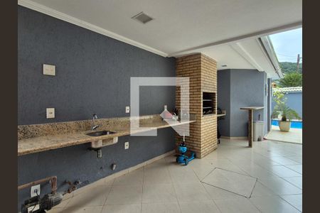 Casa de condomínio à venda com 350m², 4 quartos e 2 vagasÁrea externa 