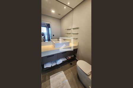 Studio para alugar com 74m², 1 quarto e 1 vaga Studio para alugar com 74m², 1 quarto e 1 vagaBanheiro da Suíte