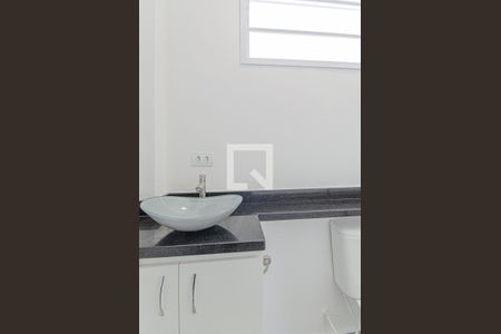 Banheiro de kitnet/studio para alugar com 1 quarto, 25m² em Ipiranga, São Paulo