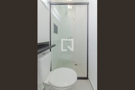 Banheiro de kitnet/studio para alugar com 1 quarto, 25m² em Ipiranga, São Paulo