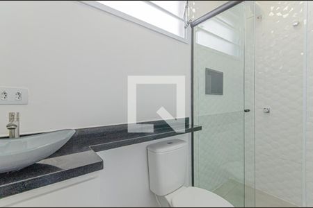 Banheiro de kitnet/studio para alugar com 1 quarto, 25m² em Ipiranga, São Paulo