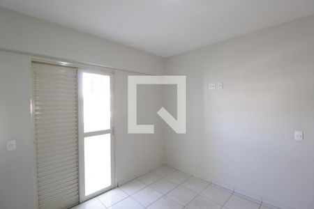 Quarto de apartamento para alugar com 1 quarto, 42m² em Tibery, Uberlândia