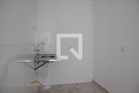 Cozinha de apartamento para alugar com 1 quarto, 26m² em Quarta Parada, São Paulo