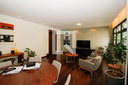 Apartamento para alugar com 4 quartos, 168m² em Lourdes, Belo Horizonte