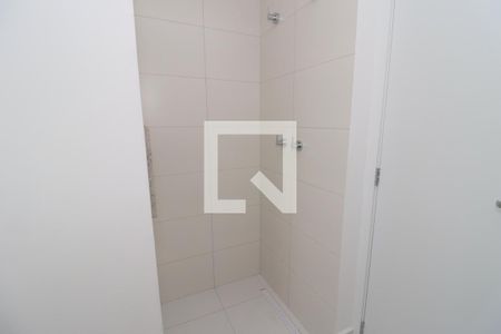 Banheiro de kitnet/studio à venda com 0 quarto, 37m² em Vila Azevedo, São Paulo