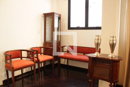 Apartamento para alugar com 136m², 2 quartos e 2 vagasHall