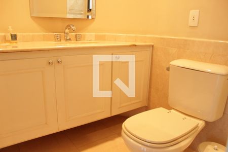 Apartamento para alugar com 136m², 2 quartos e 2 vagasBanheiro da Suíte 1