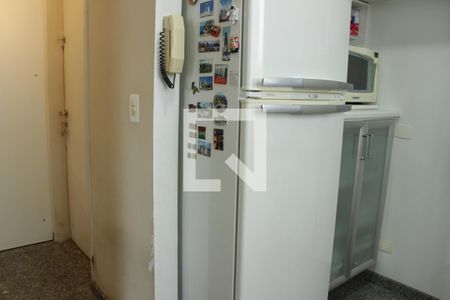 Apartamento para alugar com 136m², 2 quartos e 2 vagasEntrada de Serviço e Cozinha