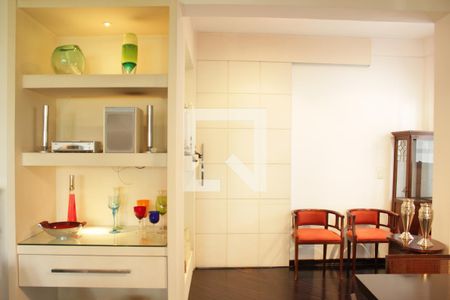 Apartamento para alugar com 136m², 2 quartos e 2 vagasHall
