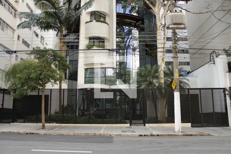 Apartamento para alugar com 136m², 2 quartos e 2 vagasVista da Rua