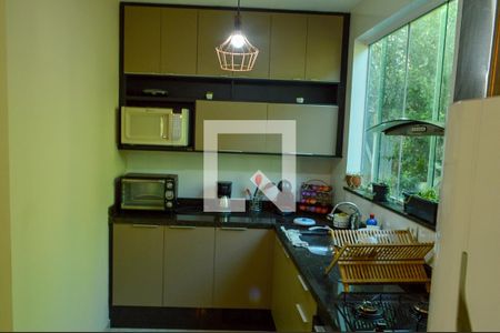 Casa de condomínio à venda com 89m², 2 quartos e 1 vagaCozinha